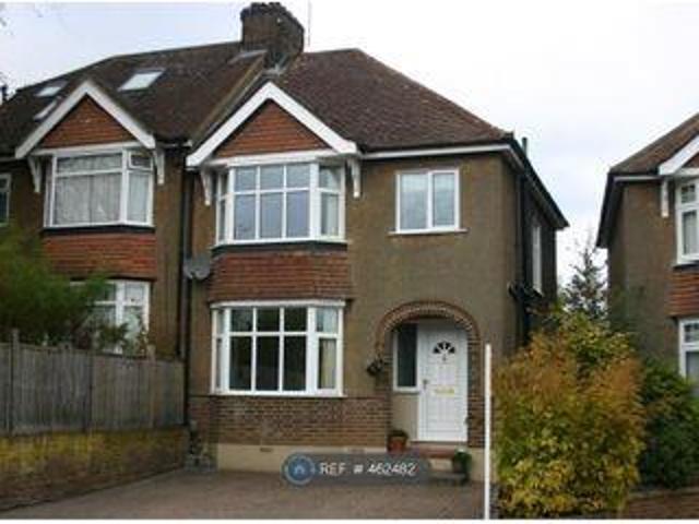 House for rent in Five Acres, Hertfordshire