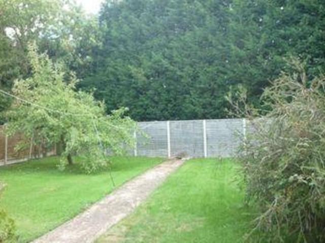 House for rent in Navestock Side