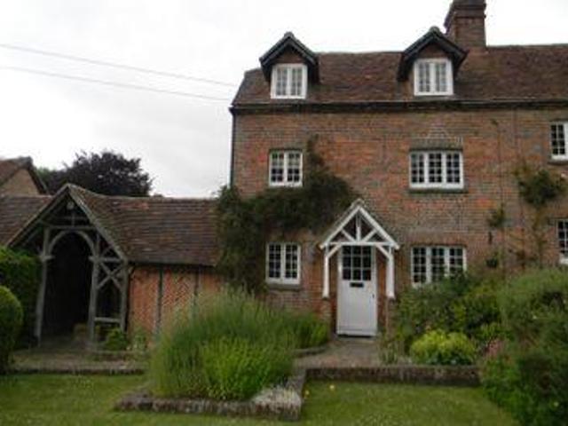 House for rent in Pouchen End, Hertfordshire