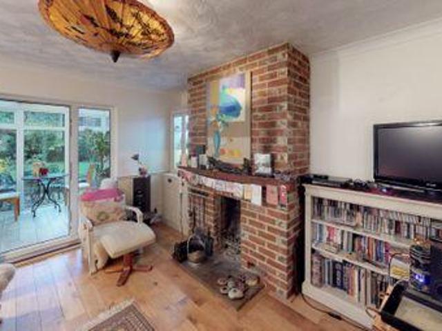 House for rent in Fole, Surrey