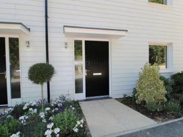 House for rent in Perryfields, West Sussex