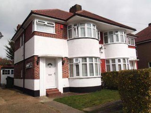 House for rent in Little Stanmore, Greater London