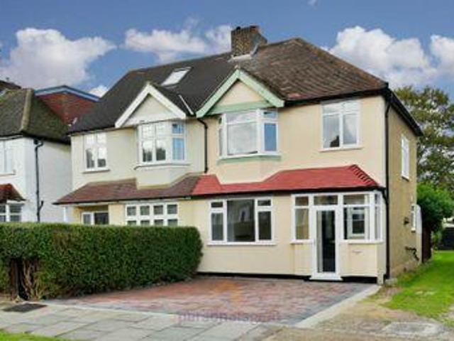 House for rent in Epsom, Surrey