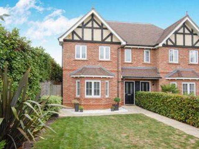 House for rent in Blackhills, Surrey