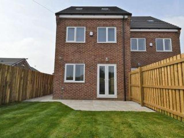 House for rent in Pontefract, Wakefield