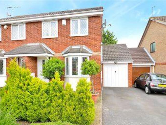 House for sale in Batchworth, Hertfordshire