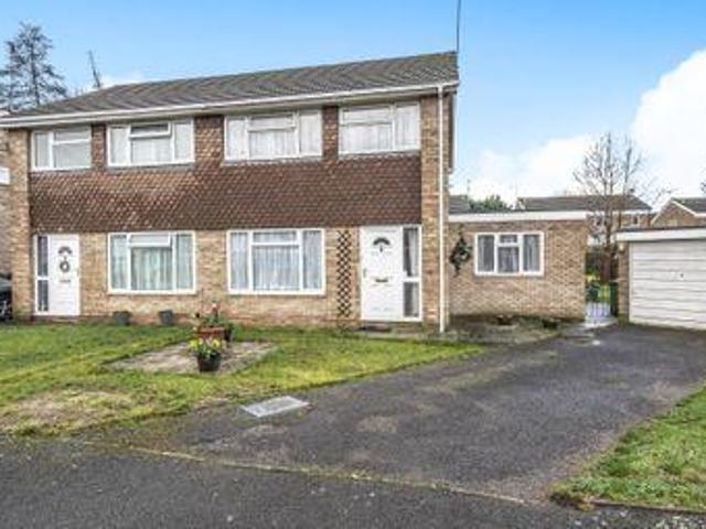 House for sale in Ascot