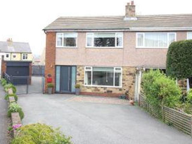 House for sale in Brighouse, West Yorkshire