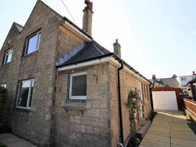 House for sale in Huddersfield, West Yorkshire