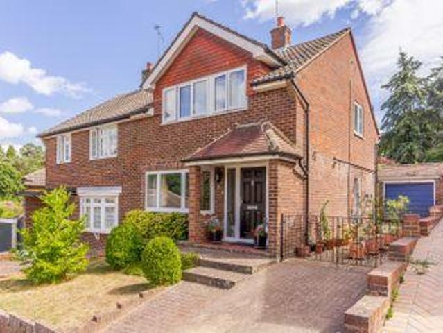 House for sale in Fole, Surrey