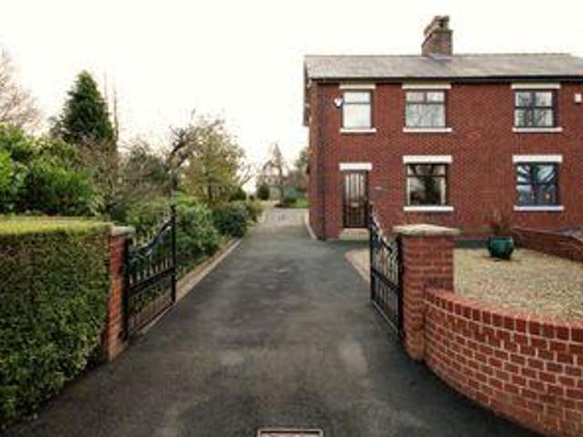 House for sale in Higher Bartle, Lancashire