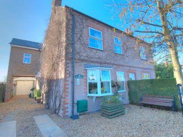 House for sale in Leftwich, Cheshire