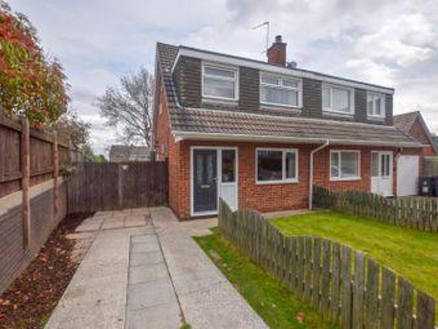 House for sale in Rossmore, Cheshire