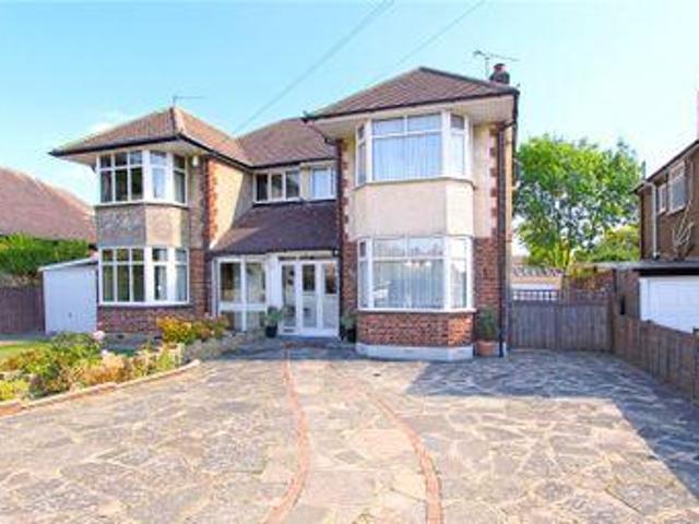House for sale in Edgware, Greater London