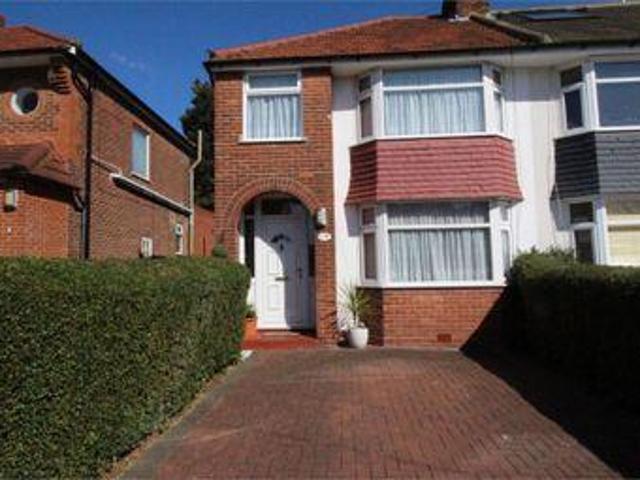 House for sale in Edgware, Greater London