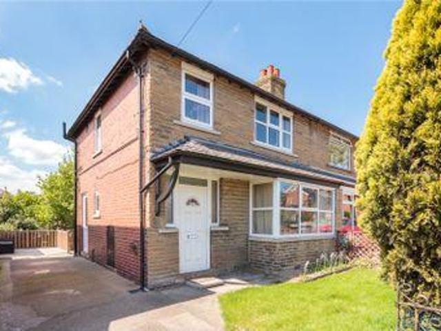 House for sale in Dewsbury, West Yorkshire