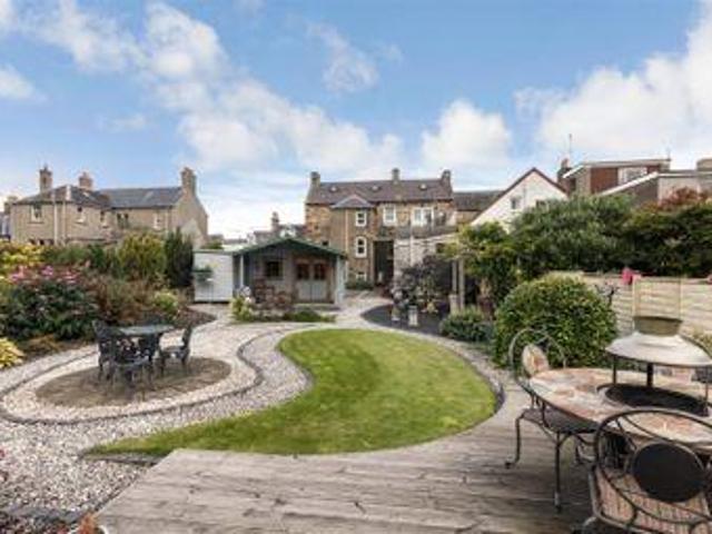 House for sale in Kinross, Scotland