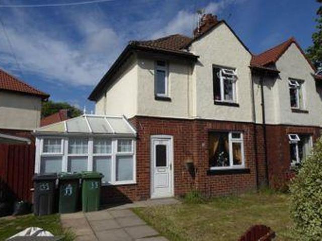 House for sale in Dewsbury, West Yorkshire
