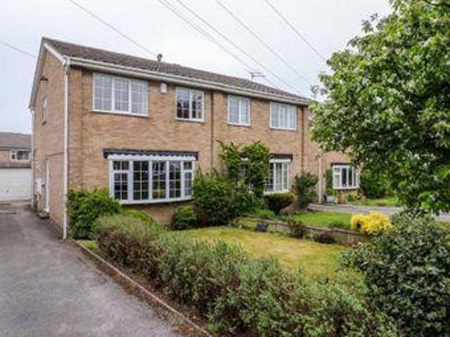 House for sale in Ossett, West Yorkshire