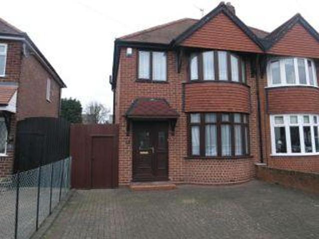 House for sale in Halesowen, West Midlands