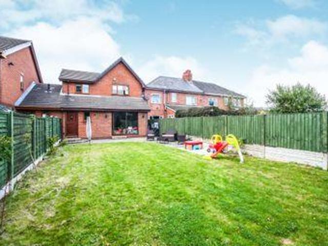 House for sale in Halton