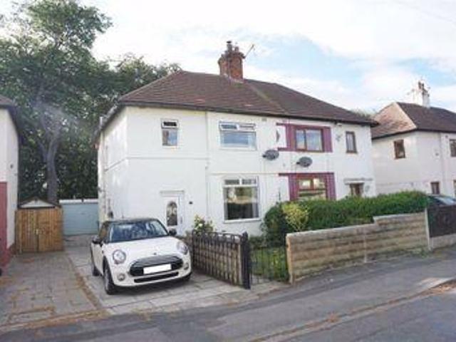 House for sale in Halifax, West Yorkshire