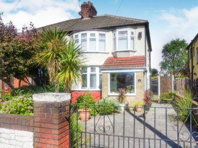 House for sale in Calderstones