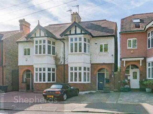House for sale in Waltham Cross, Broxbourne