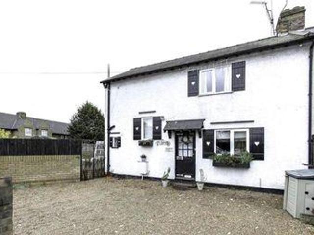 House for sale in Brentford End, Greater London