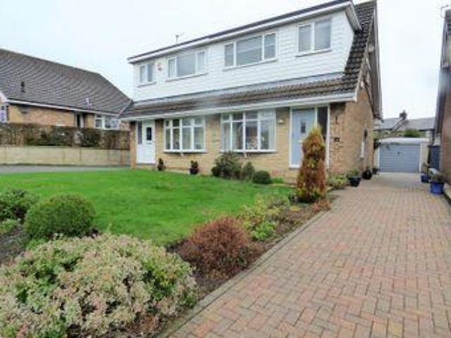 House for sale in Halifax, West Yorkshire