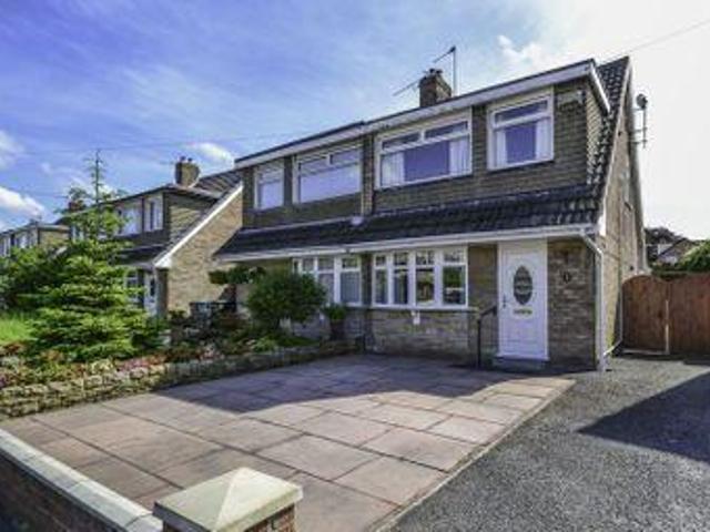 House for sale in Roby Mill, Lancashire