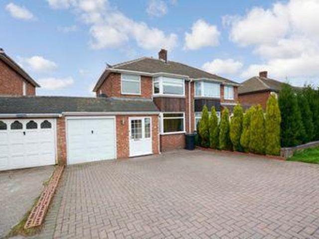 House for sale in Gun Hill, Warwickshire