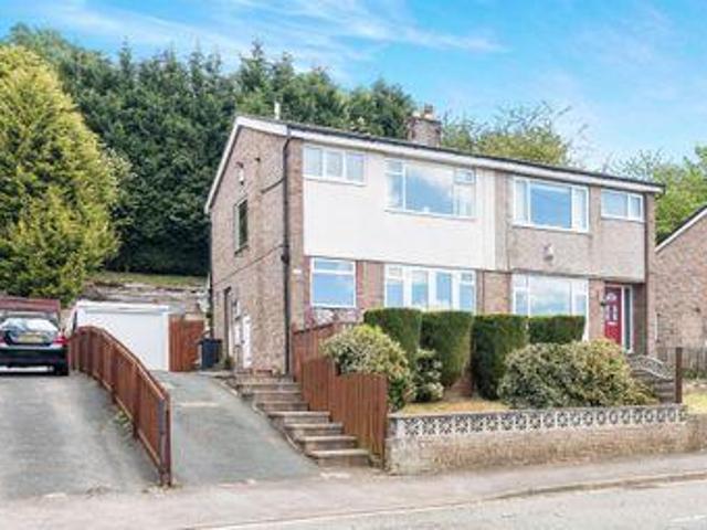 House for sale in Halifax, West Yorkshire
