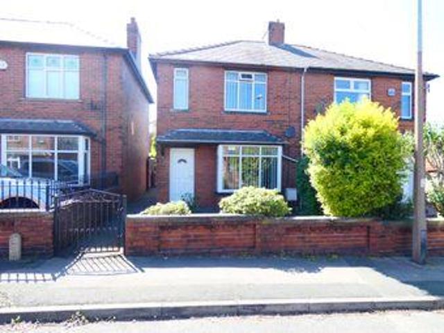 House for sale in Batley, West Yorkshire