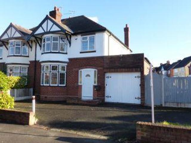 House for sale in Halesowen, West Midlands