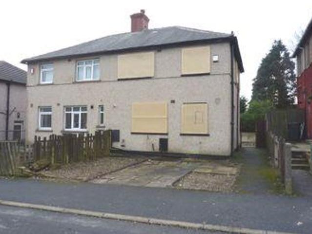 House for sale in Halifax, West Yorkshire