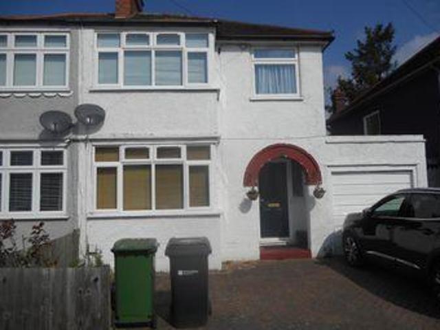 House for sale in Pachesham Park, Surrey