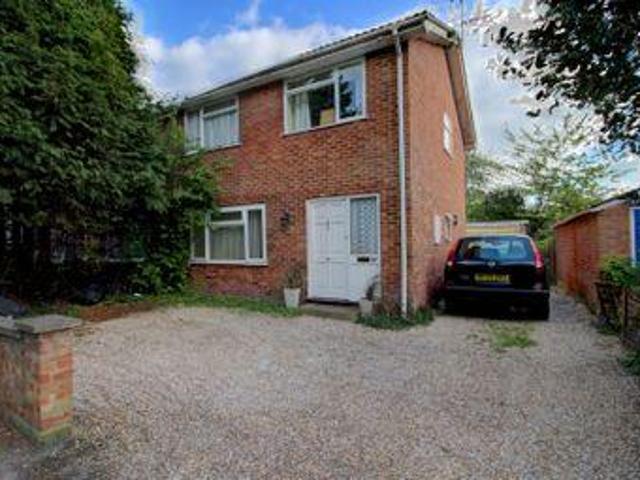 House for sale in Crowthorne