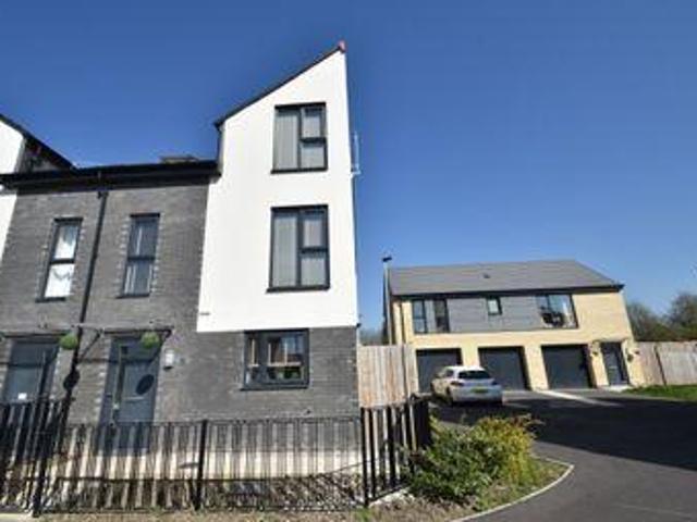 House for sale in Pontefract, West Yorkshire