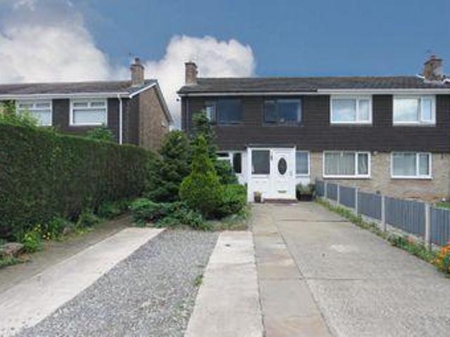 House for sale in Rossmore, Cheshire