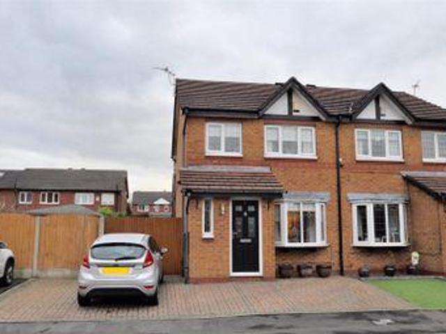 House for sale in Greenheys, Greater Manchester