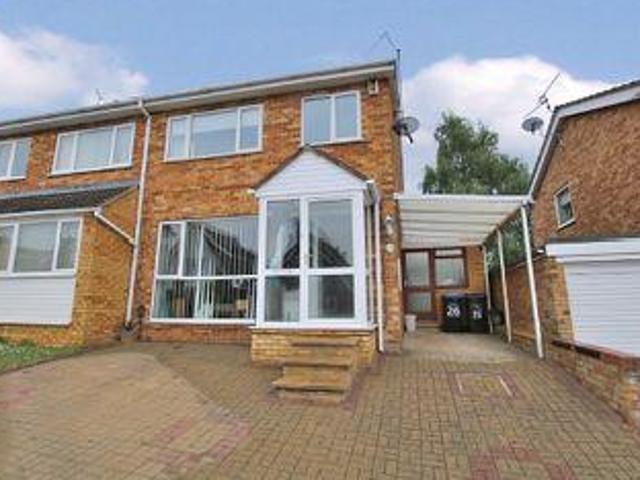 House for sale in Northampton, Northamptonshire