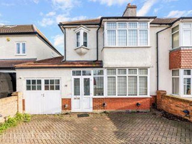 House for sale in Worcester Park, Greater London