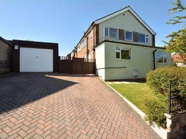 House for sale in Pudsey, West Yorkshire