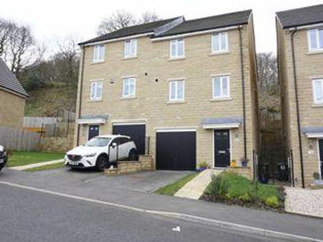 House for sale in Halifax, Calderdale