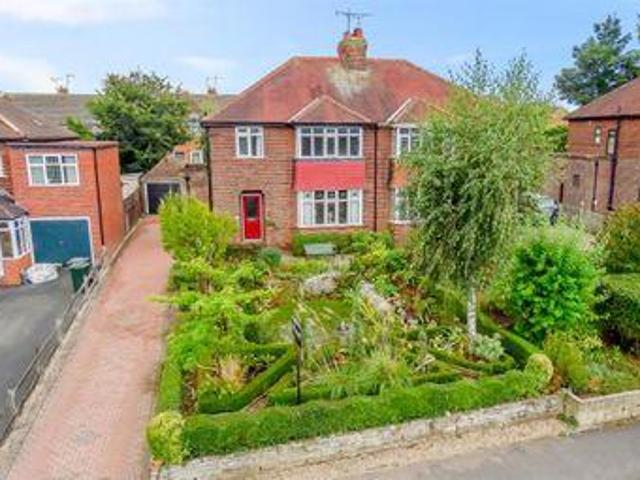 House for sale in Fishers Green, North Yorkshire