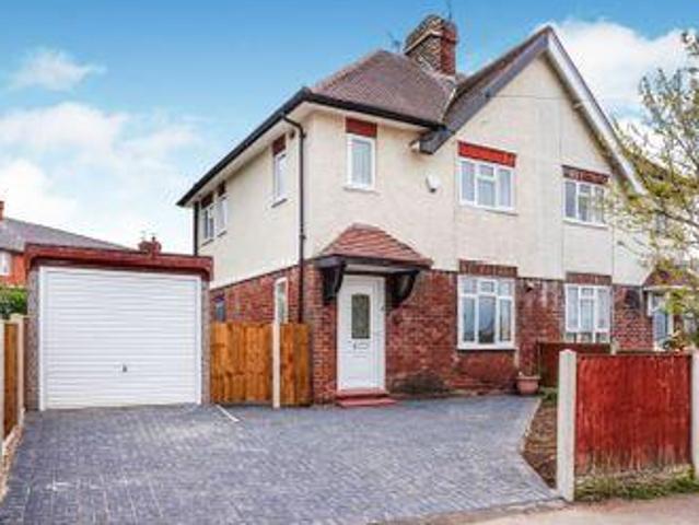House for sale in Potters Corner, East Midlands