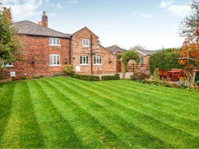 House for sale in Leftwich, Cheshire
