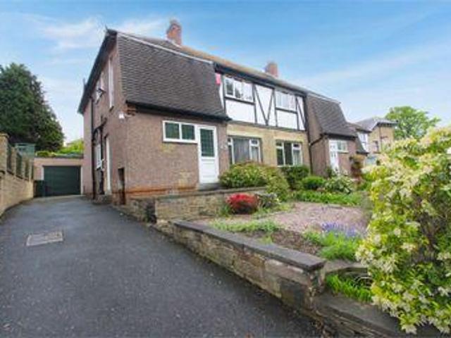 House for sale in Huddersfield, West Yorkshire