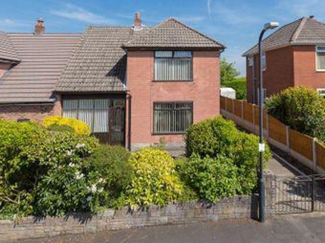 House for sale in Roby Mill, Lancashire